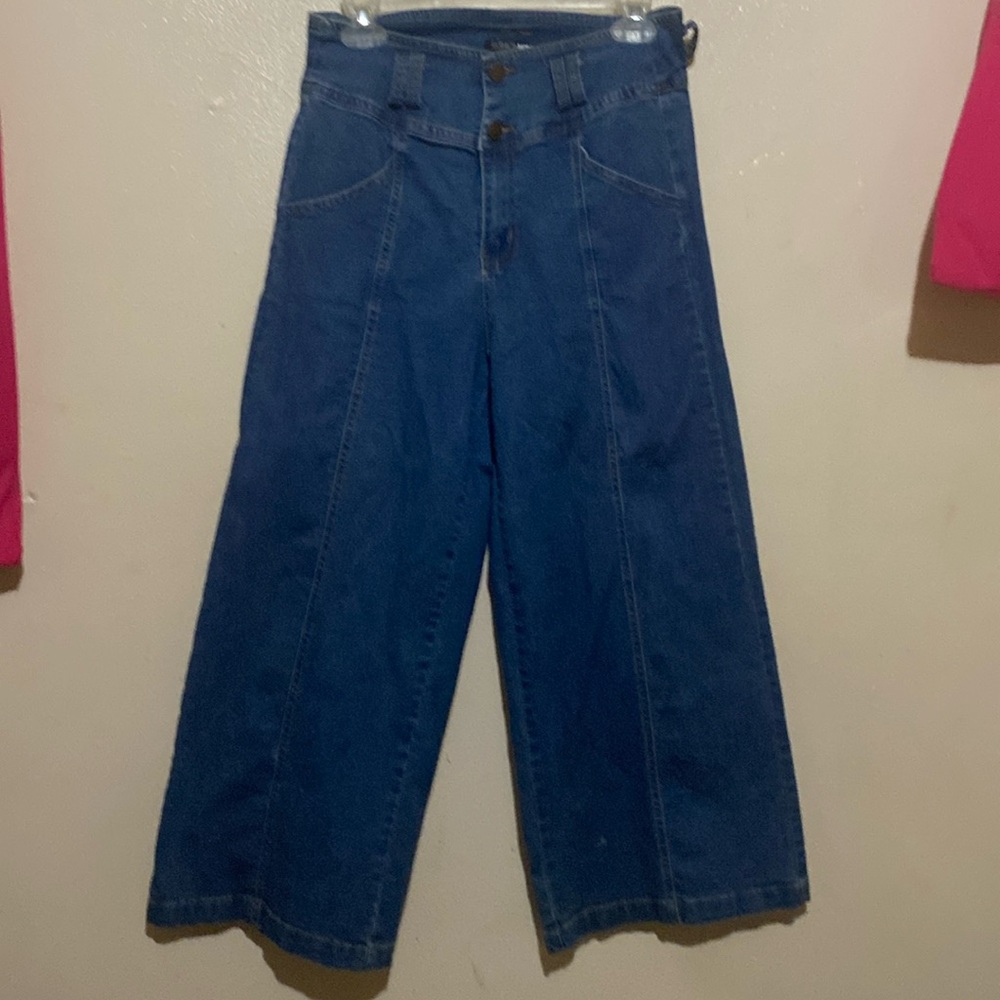 Wide leg jeans